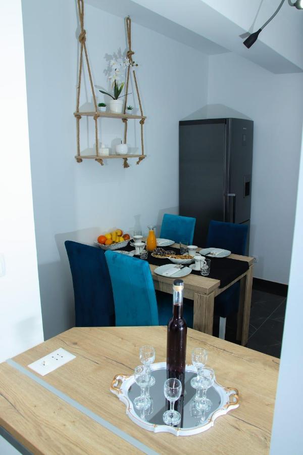 Apartman "Park" 利夫诺 外观 照片